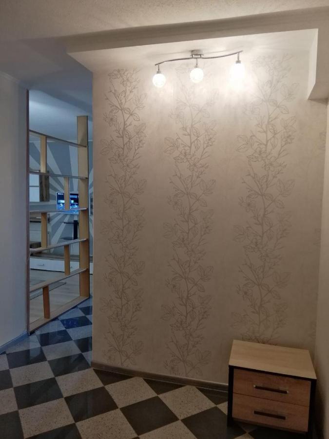 Уютна Студія М Вокзальна, Боґданівський - Повітрофлотський Kiew Exterior foto